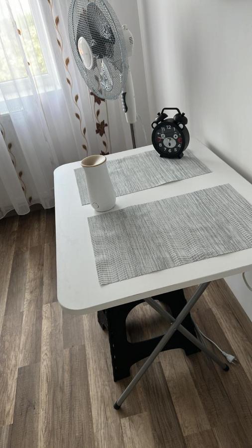 Apartament Cu 2 Dormitoare - Madalina Corabia Luaran gambar