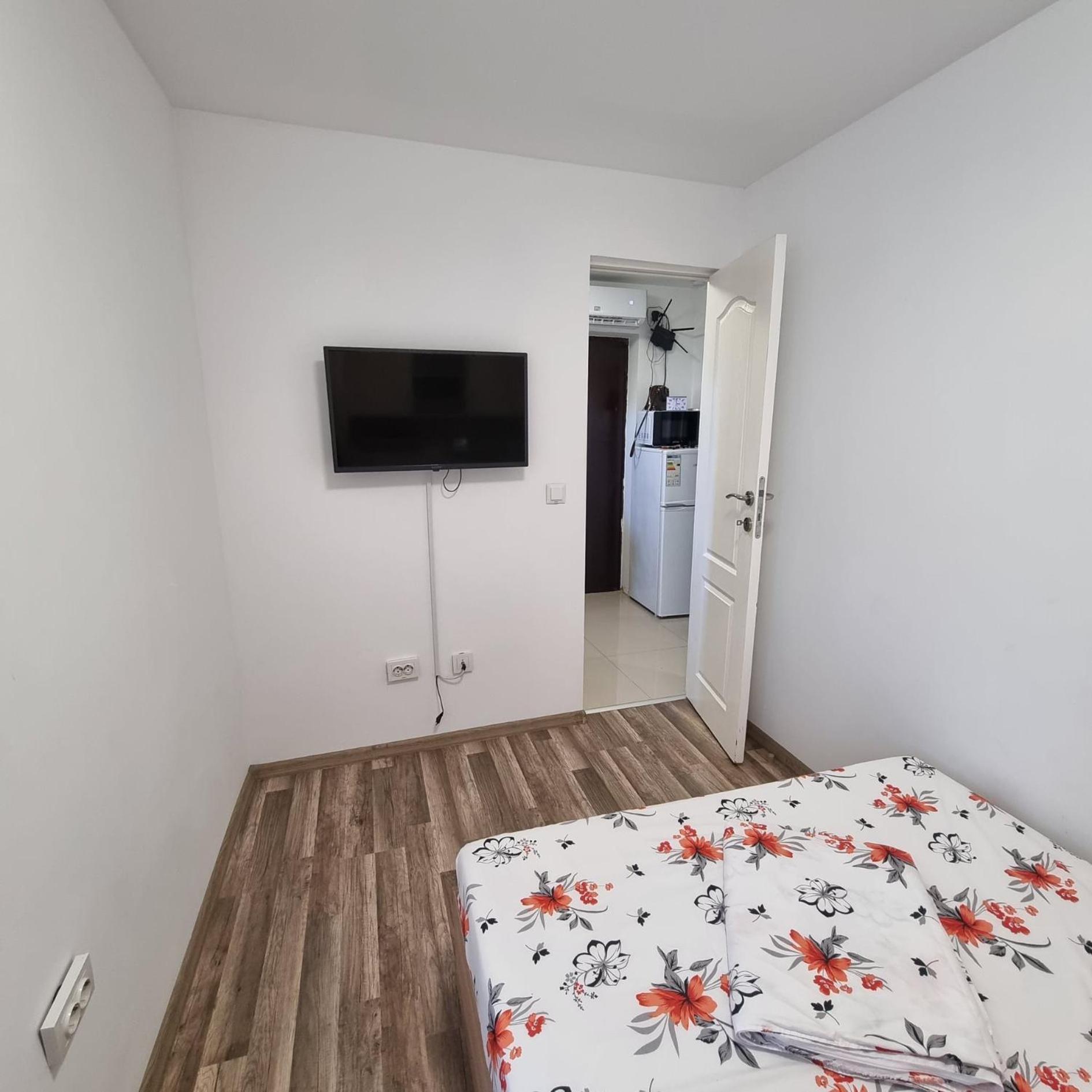 Apartament Cu 2 Dormitoare - Madalina Corabia Luaran gambar